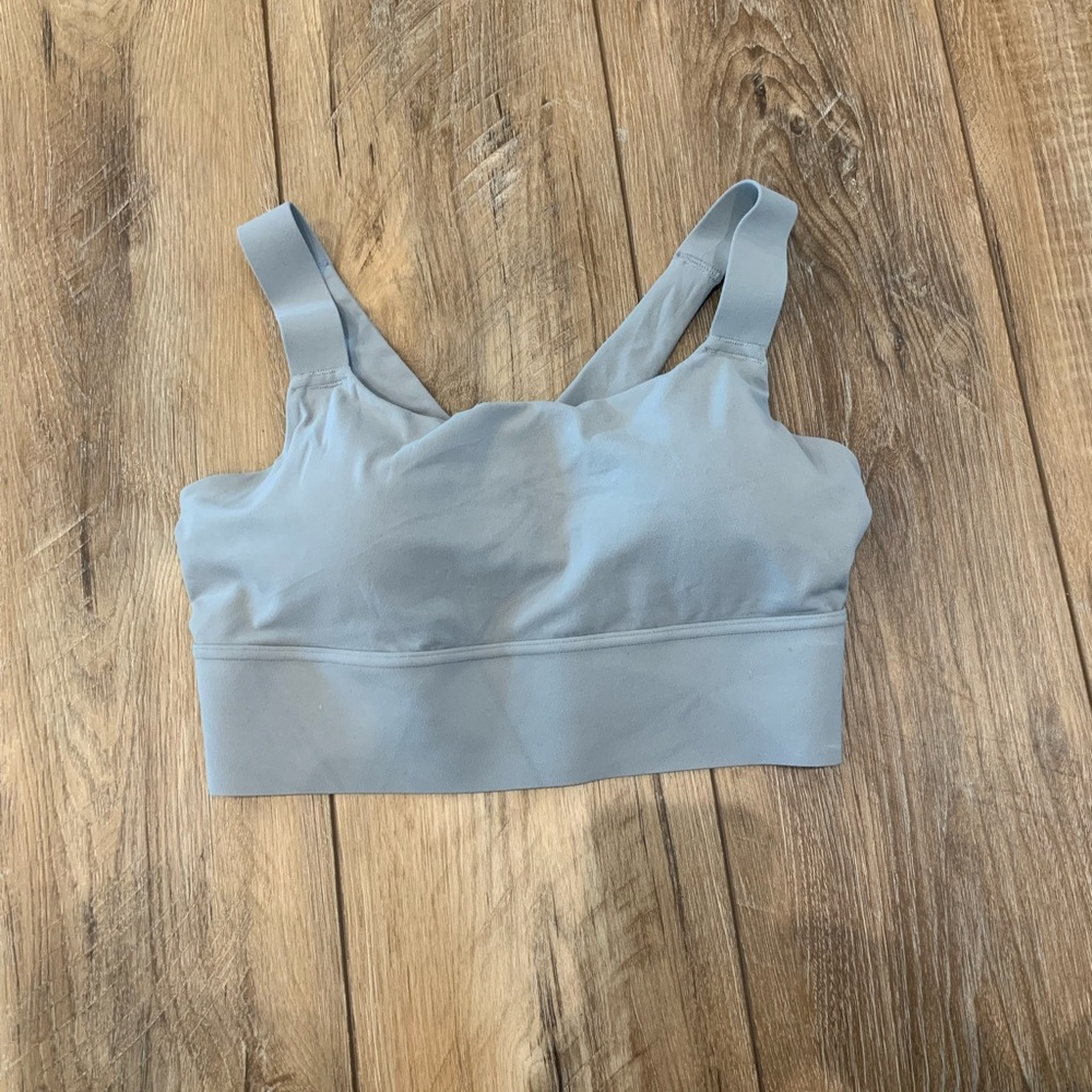 Light Gray Athleta Twist Back Sports Bra